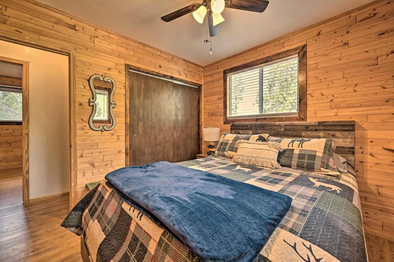 Peaceful Strawberry Cabin Fire Pit And Hot Tub Pine Extérieur photo