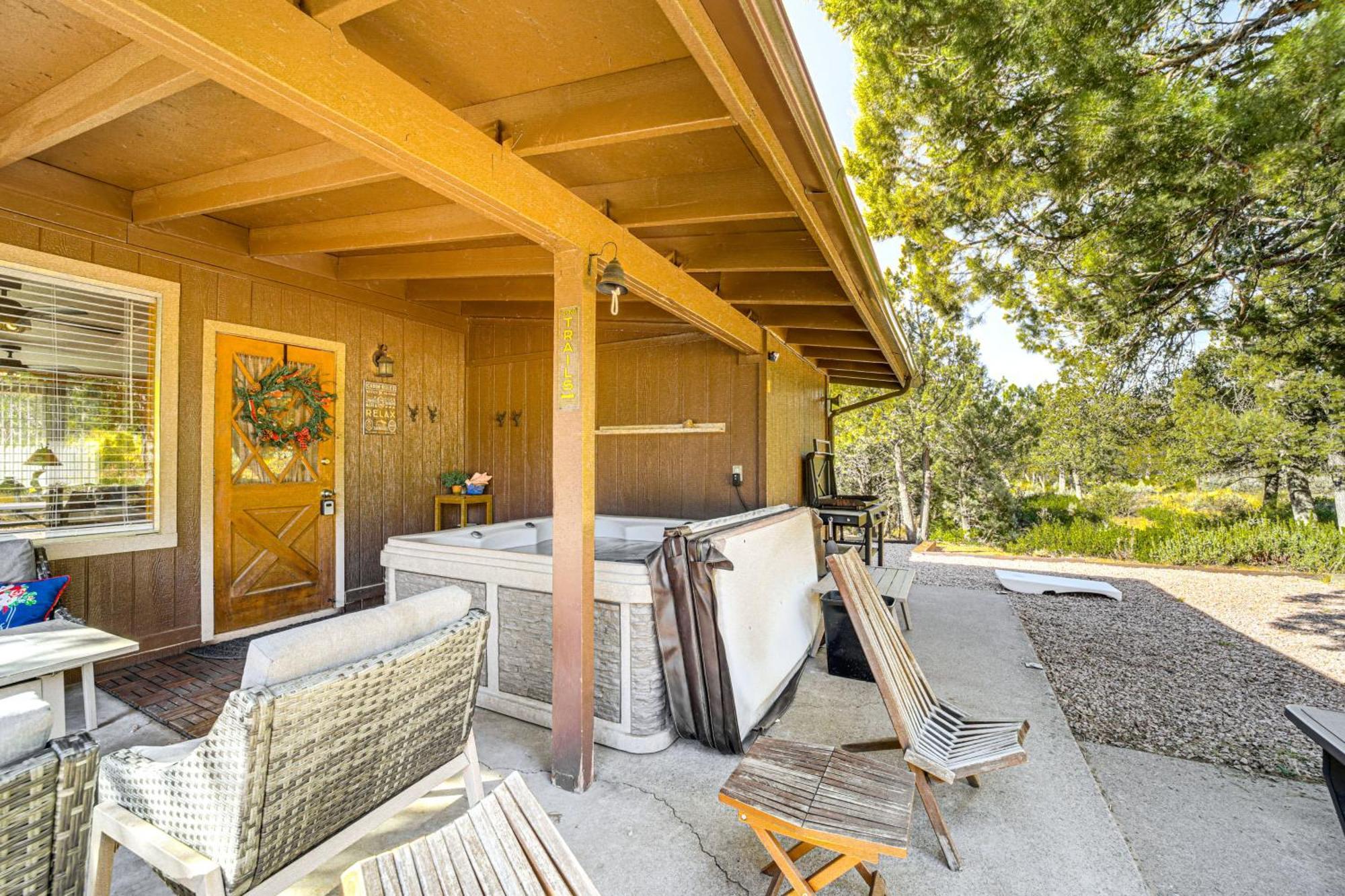 Peaceful Strawberry Cabin Fire Pit And Hot Tub Pine Extérieur photo